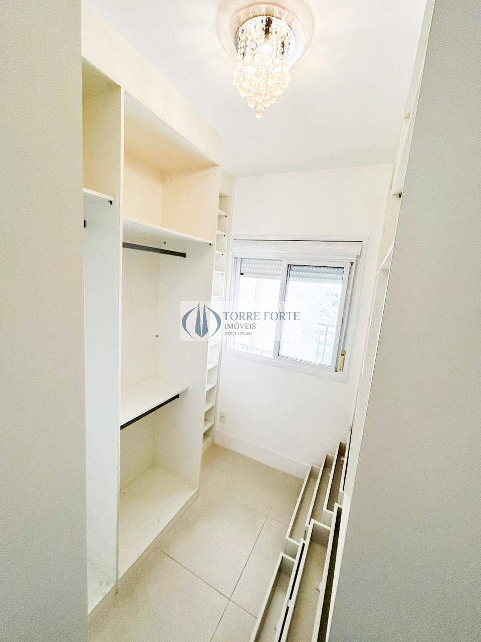 Apartamento à venda com 2 quartos, 66m² - Foto 11