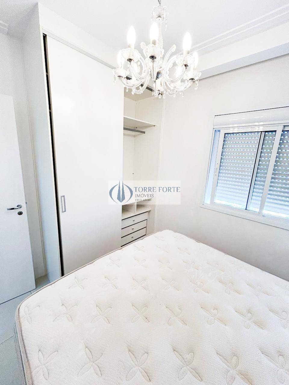 Apartamento à venda com 2 quartos, 66m² - Foto 15