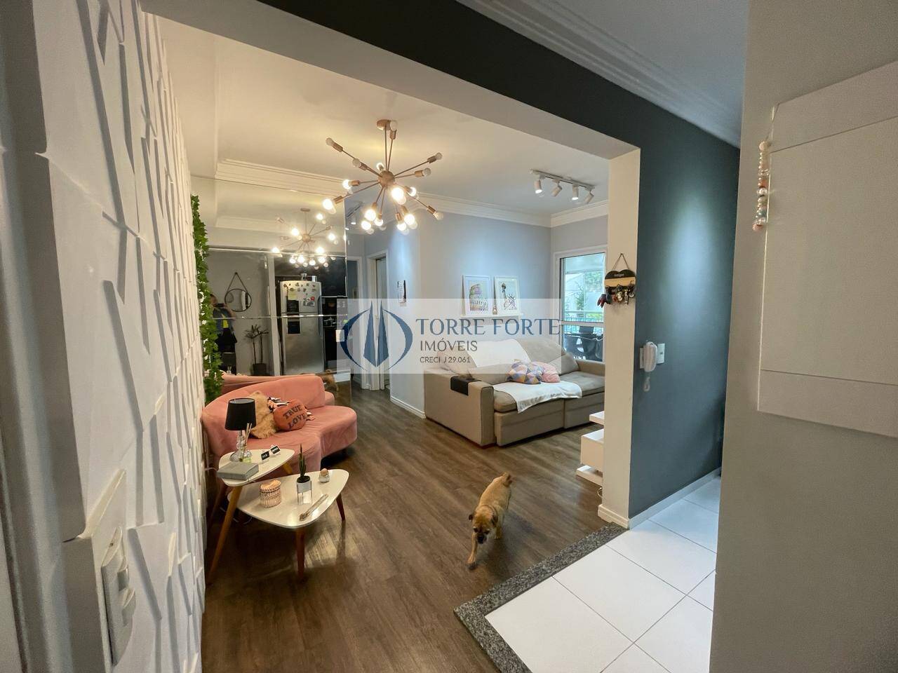 Apartamento à venda com 2 quartos, 65m² - Foto 1