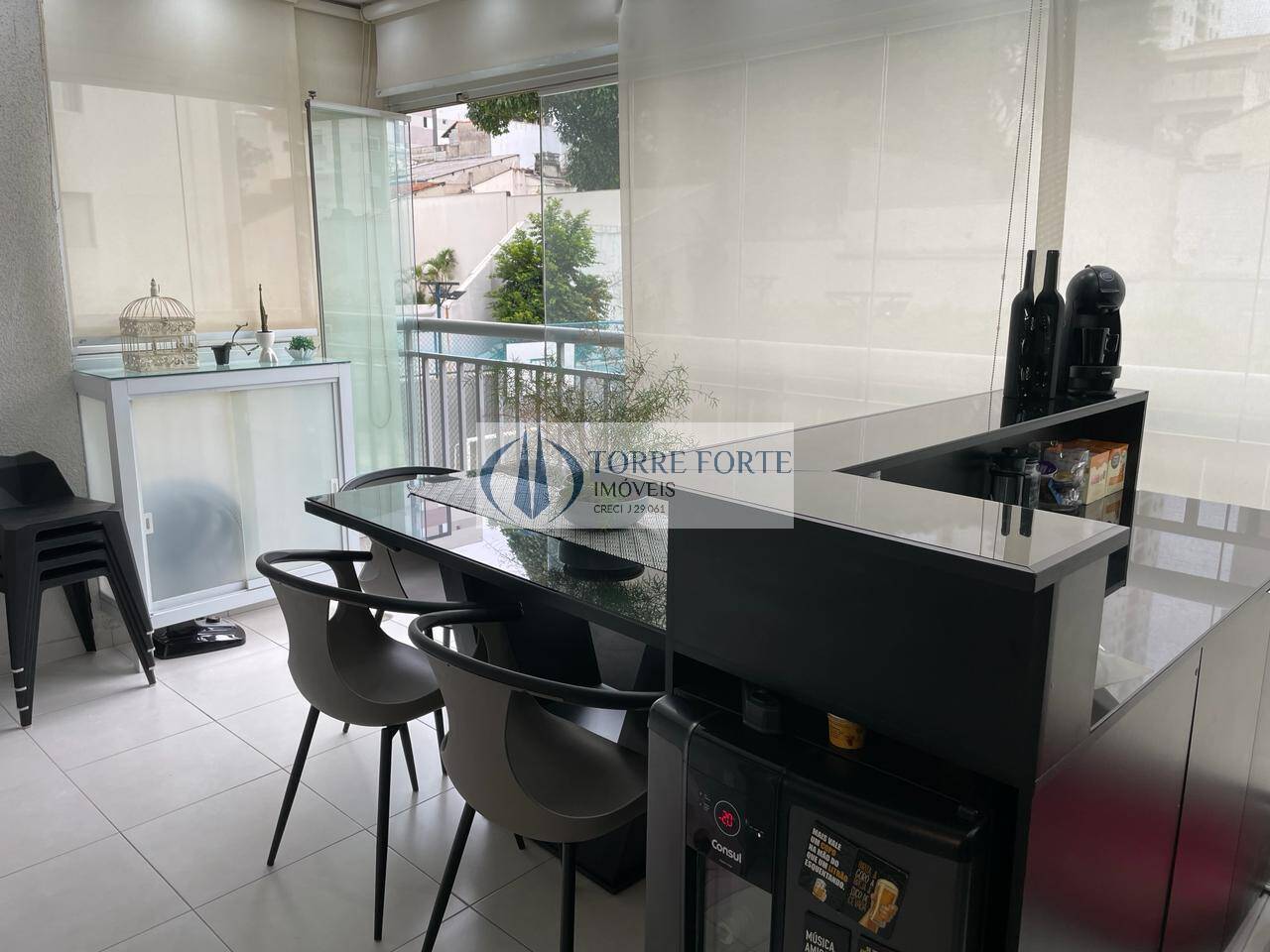 Apartamento à venda com 2 quartos, 65m² - Foto 17