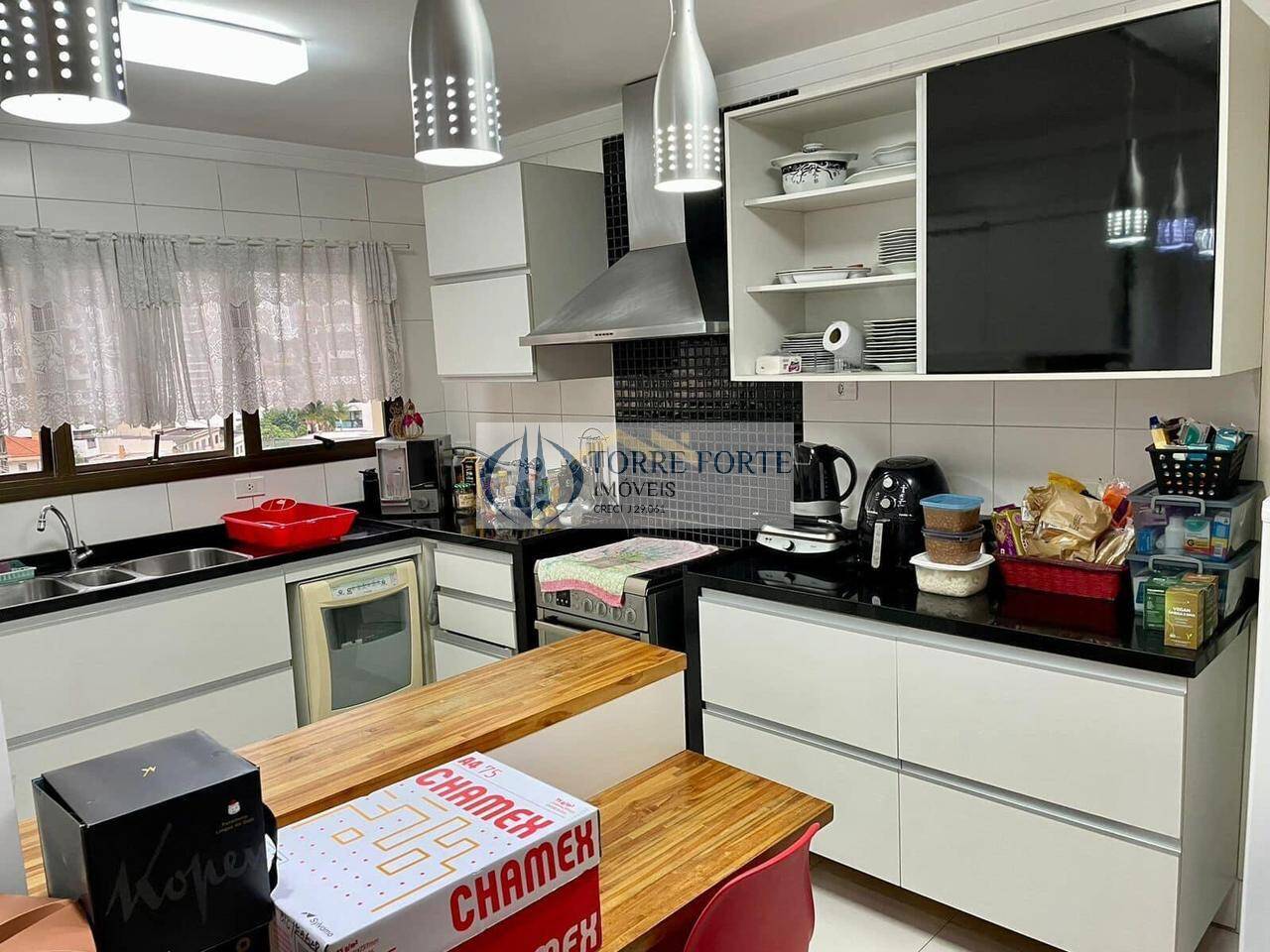 Apartamento à venda com 3 quartos, 157m² - Foto 9