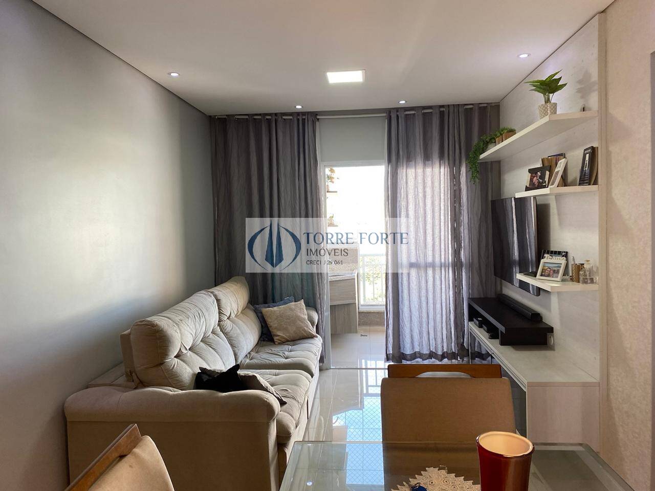 Apartamento à venda com 2 quartos, 66m² - Foto 8