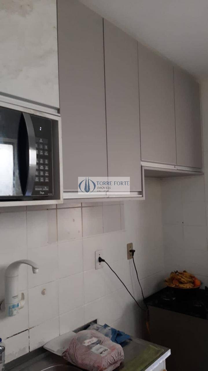 Apartamento à venda com 2 quartos, 60m² - Foto 3