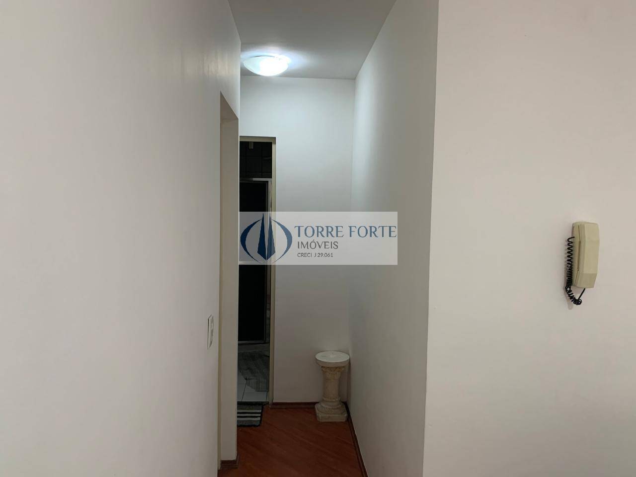 Apartamento à venda com 2 quartos, 60m² - Foto 9