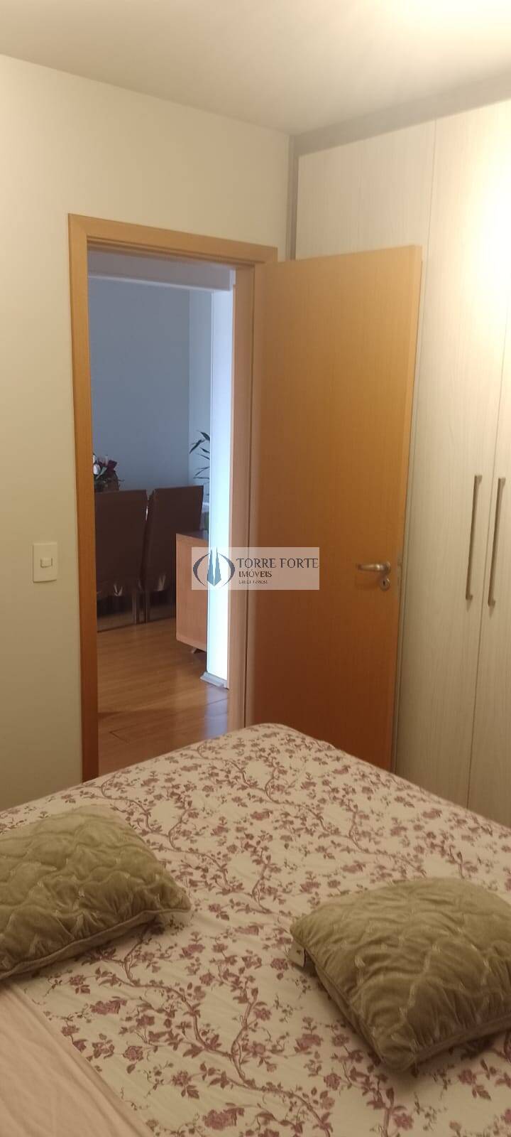 Apartamento à venda com 2 quartos, 60m² - Foto 17