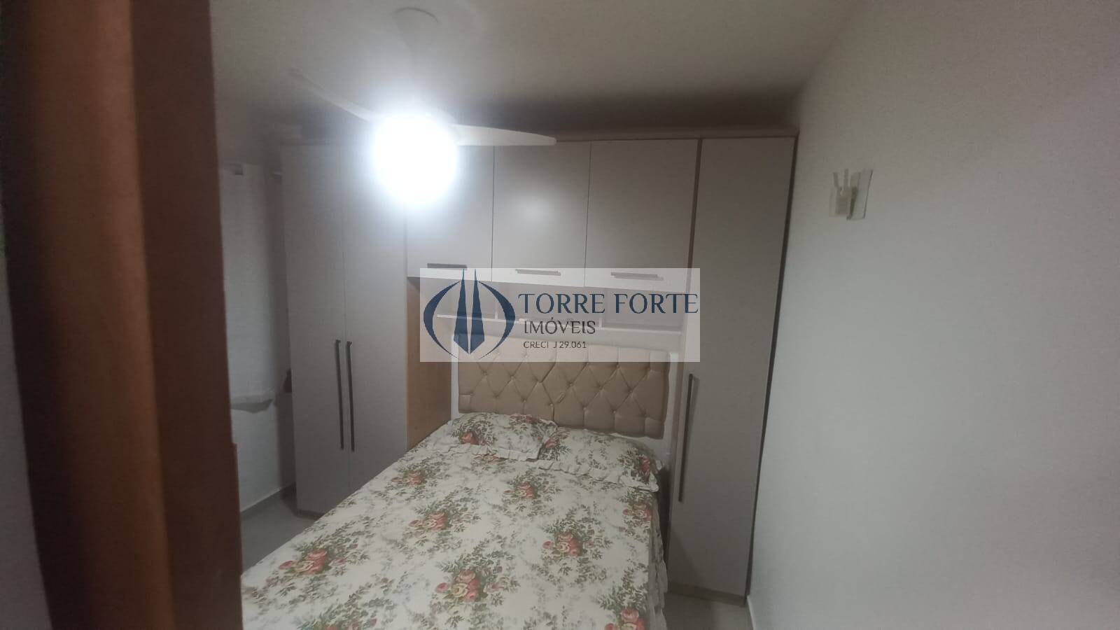 Apartamento à venda com 2 quartos, 37m² - Foto 21