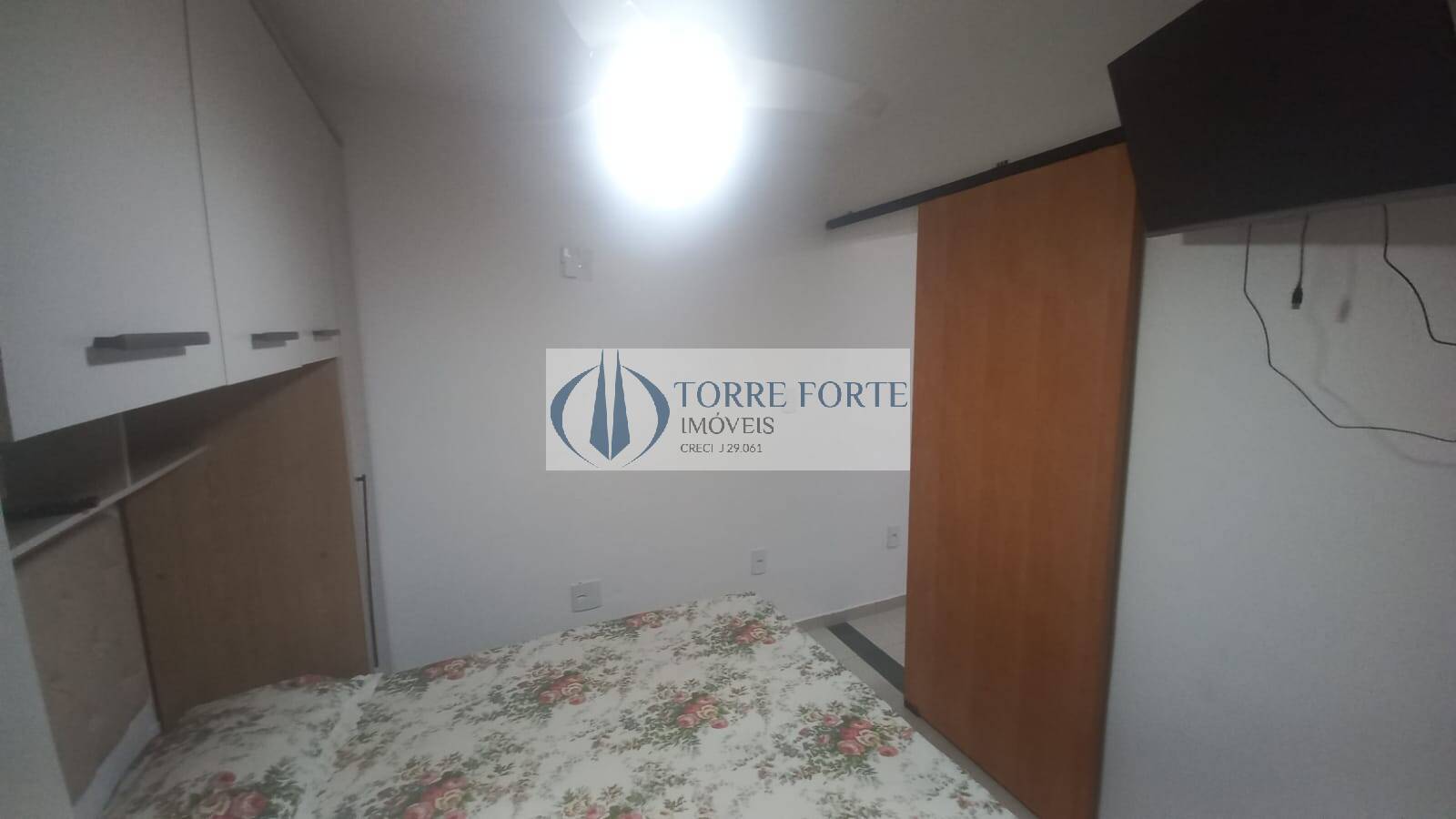 Apartamento à venda com 2 quartos, 37m² - Foto 27