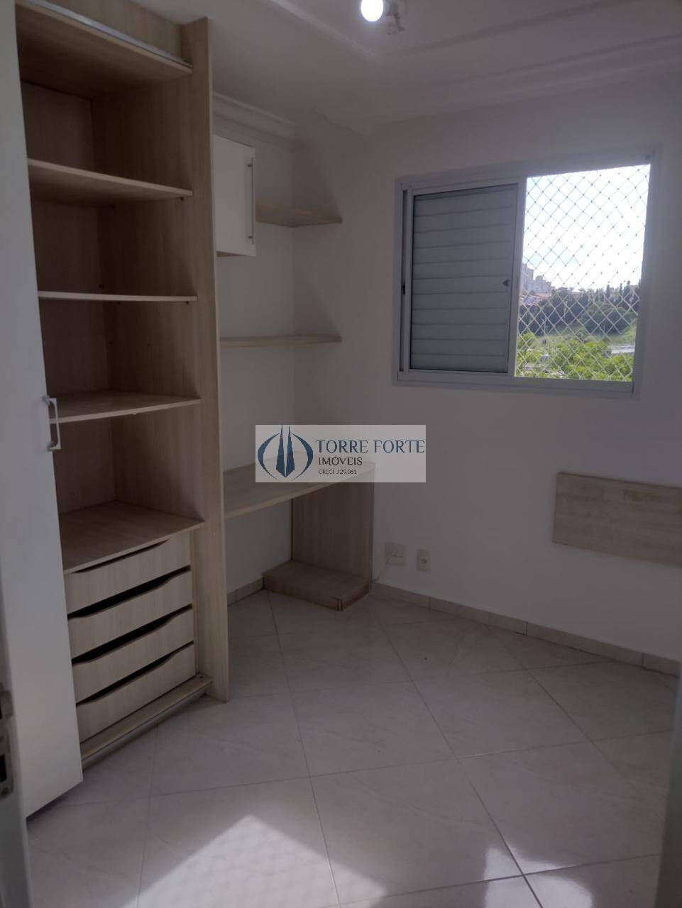 Apartamento à venda com 3 quartos, 60m² - Foto 11