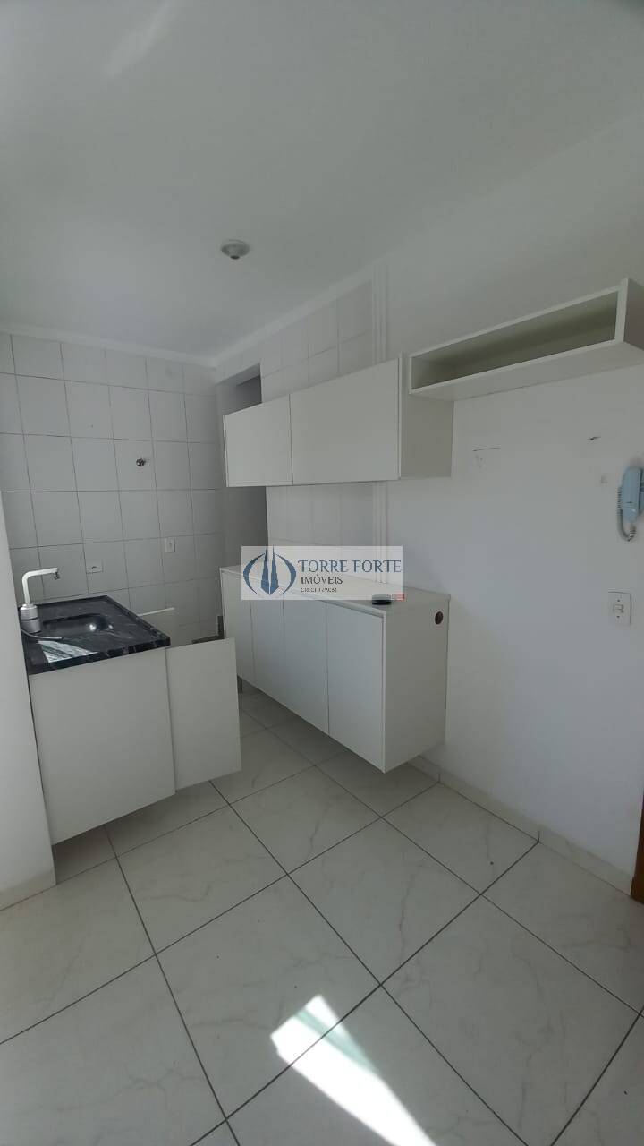 Apartamento à venda com 2 quartos, 80m² - Foto 17