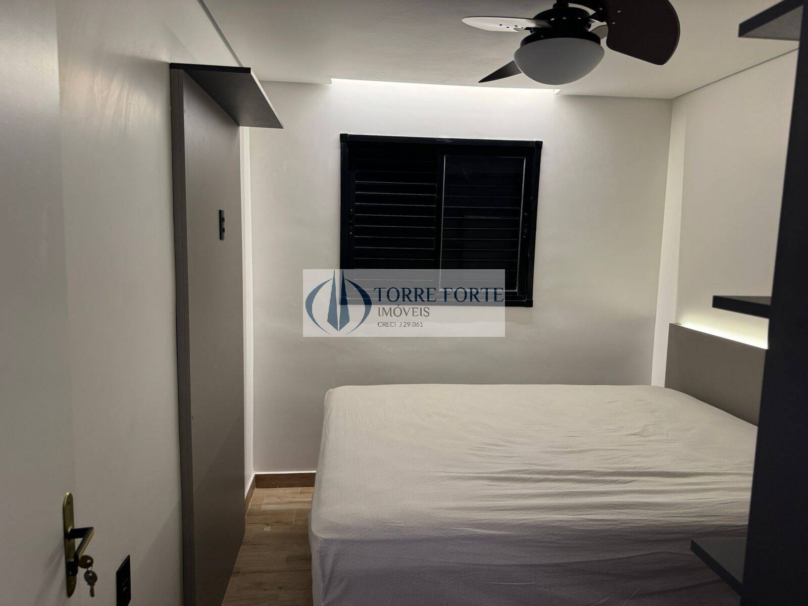 Apartamento à venda com 1 quarto, 35m² - Foto 15