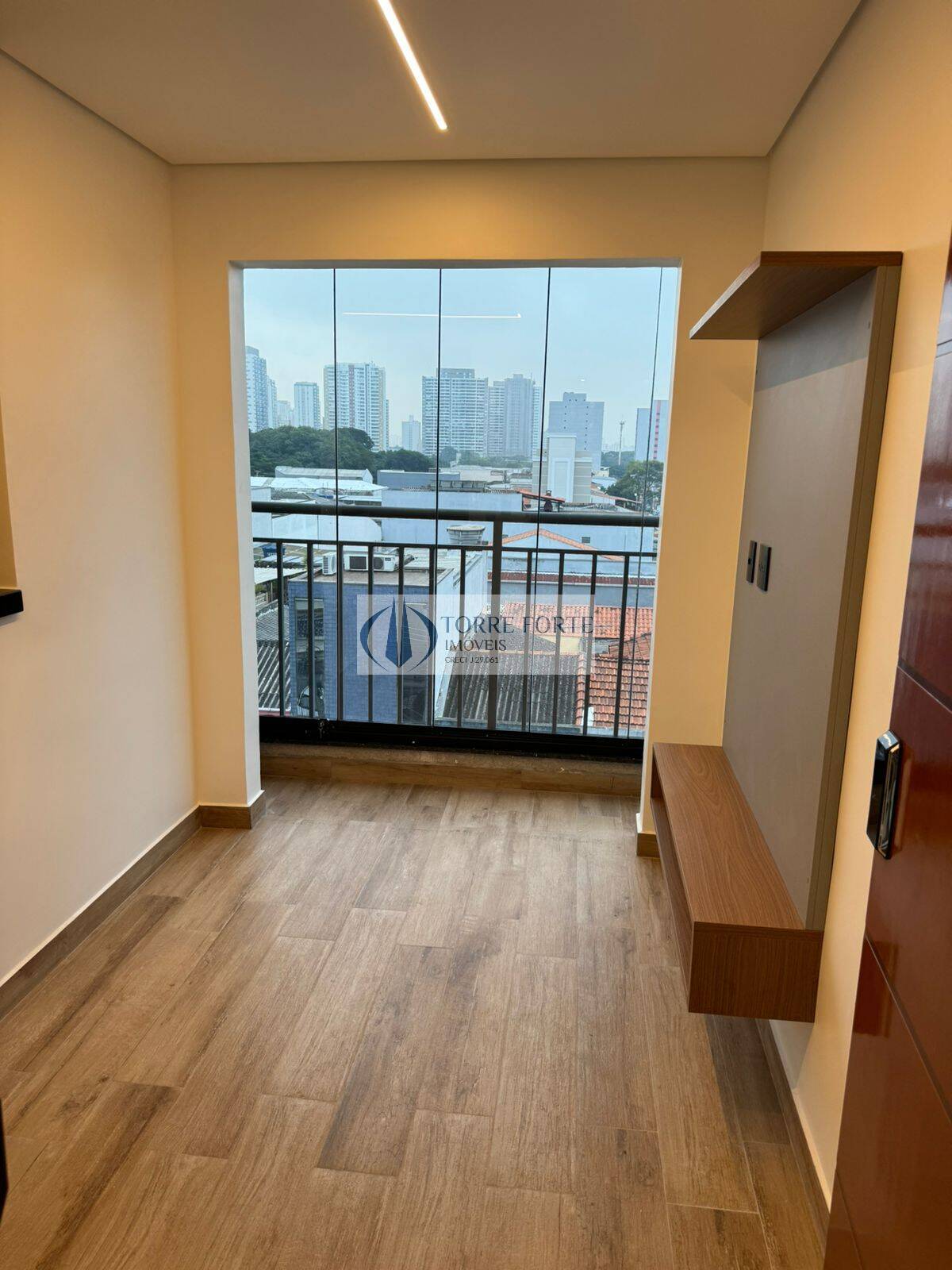 Apartamento à venda com 1 quarto, 35m² - Foto 1