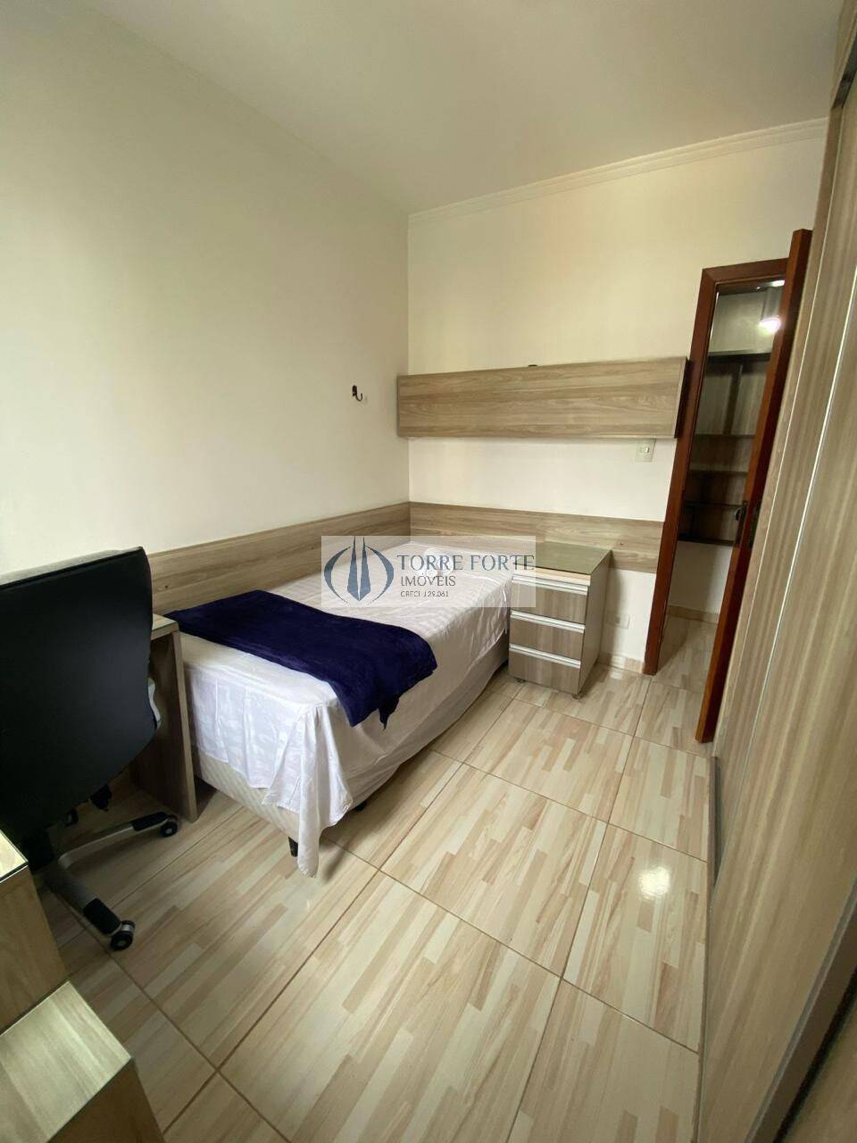 Apartamento à venda com 2 quartos, 66m² - Foto 7