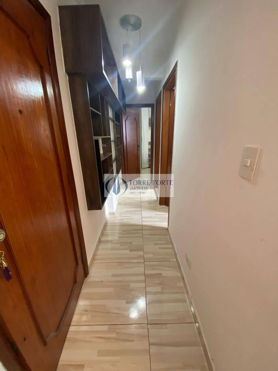 Apartamento à venda com 2 quartos, 66m² - Foto 9