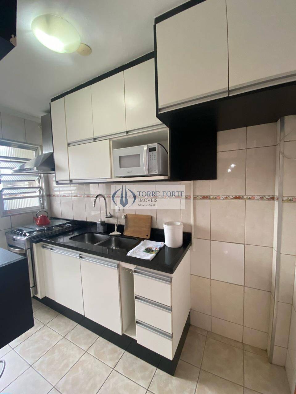 Apartamento à venda com 2 quartos, 66m² - Foto 4