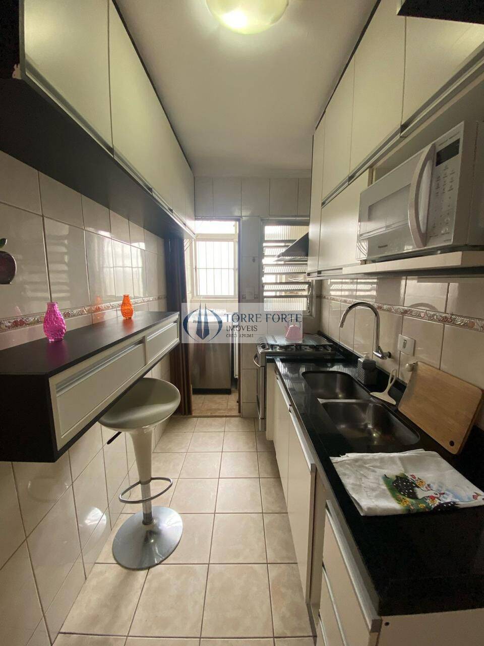 Apartamento à venda com 2 quartos, 66m² - Foto 5