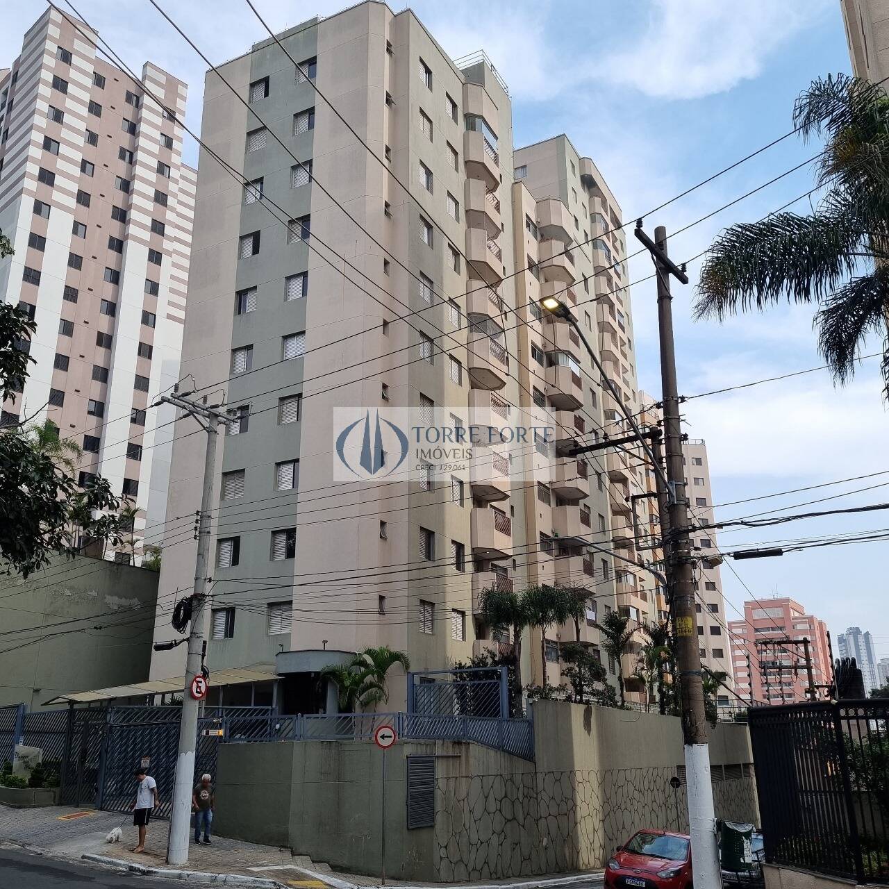 Apartamento à venda com 3 quartos, 70m² - Foto 2