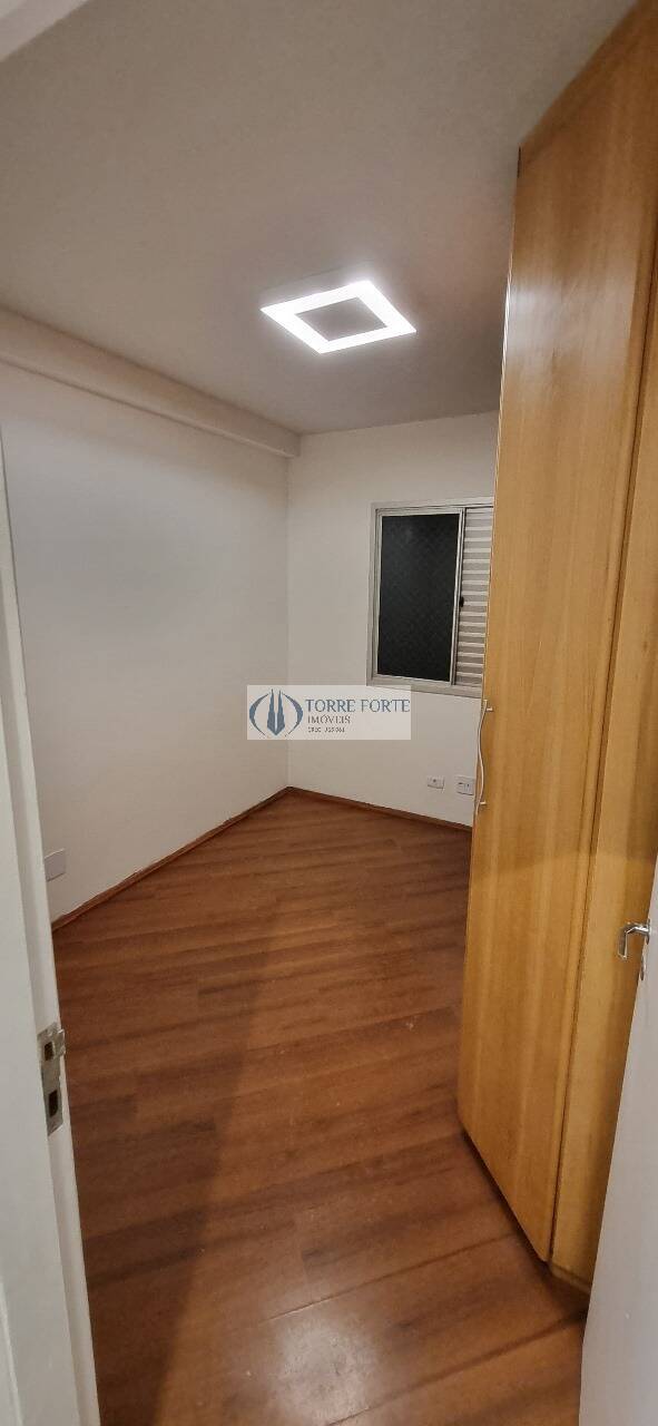 Apartamento à venda com 3 quartos, 70m² - Foto 19