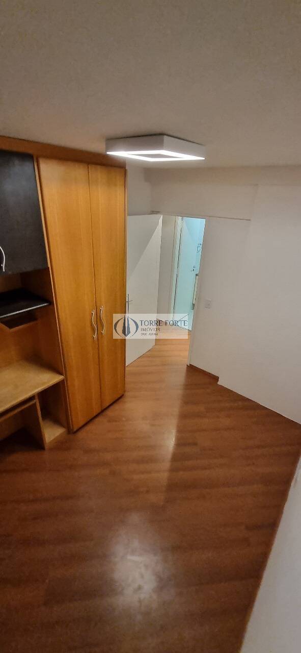 Apartamento à venda com 3 quartos, 70m² - Foto 18