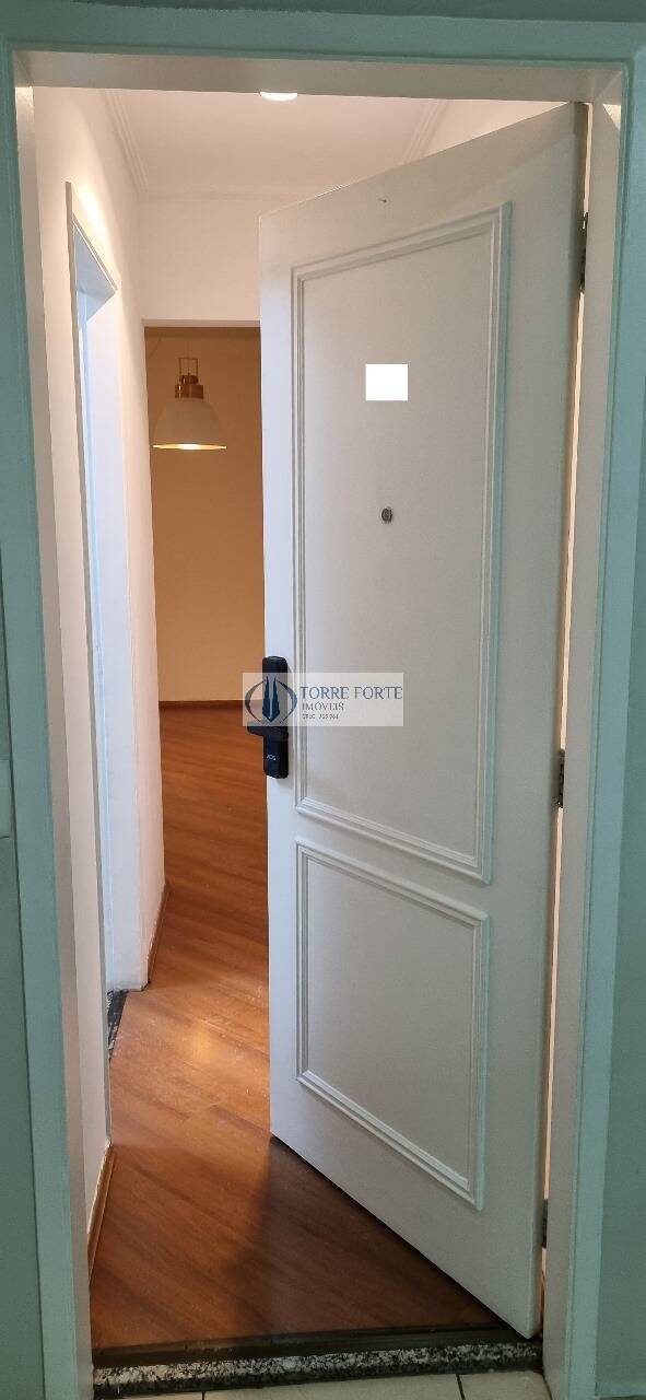 Apartamento à venda com 3 quartos, 70m² - Foto 11