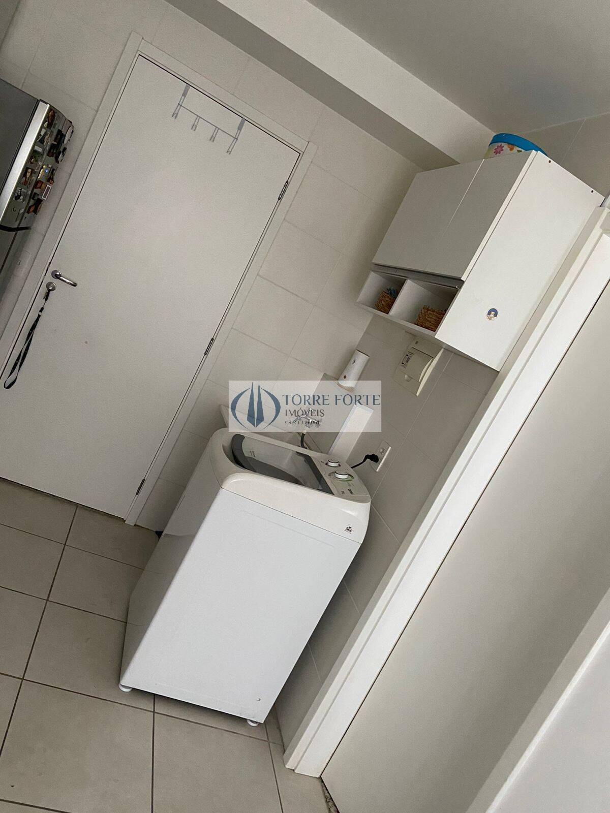 Apartamento à venda com 1 quarto, 32m² - Foto 9