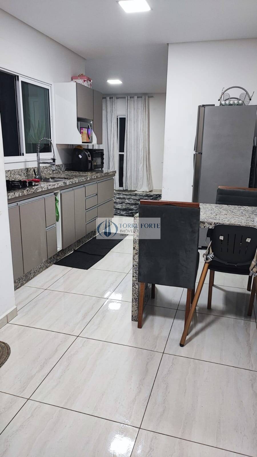 Apartamento à venda com 2 quartos, 70m² - Foto 5