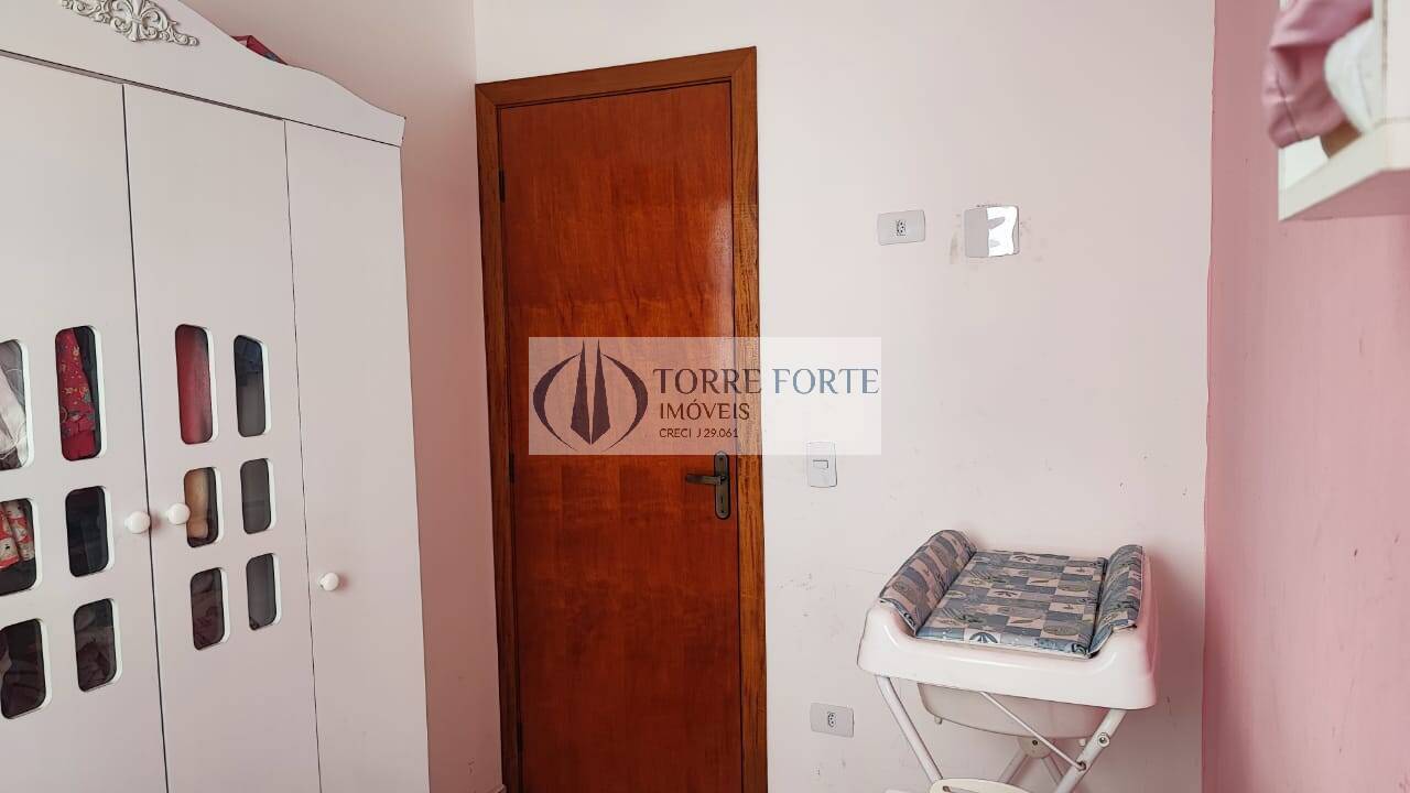 Apartamento à venda com 2 quartos, 70m² - Foto 12