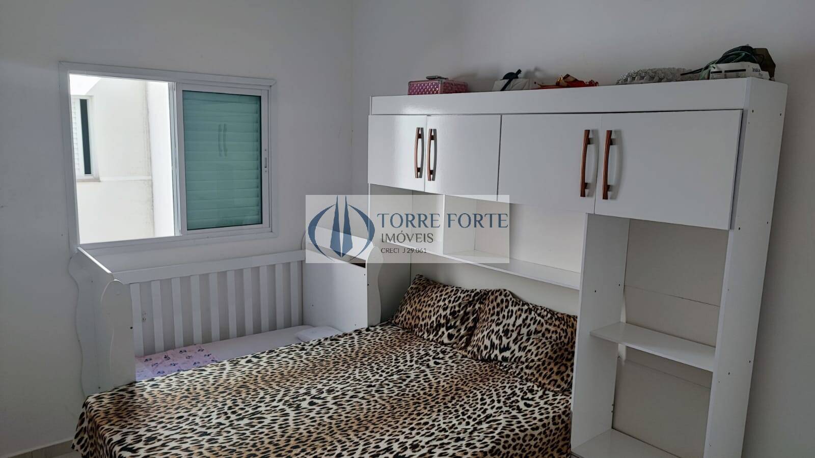 Apartamento à venda com 2 quartos, 70m² - Foto 17