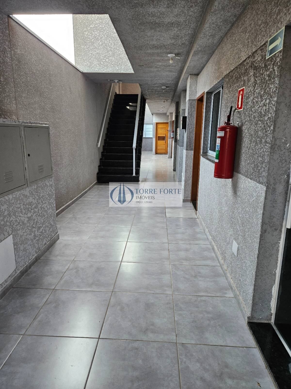 Apartamento à venda com 2 quartos, 32m² - Foto 10