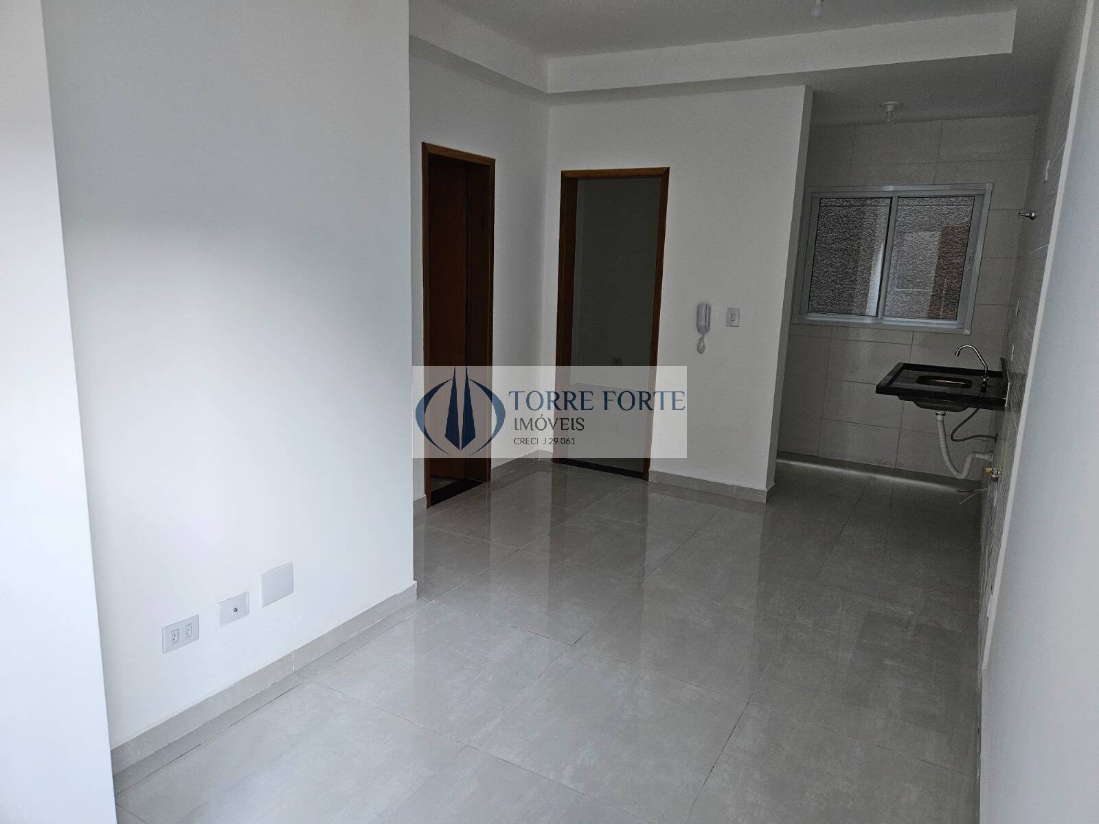 Apartamento à venda com 2 quartos, 37m² - Foto 3