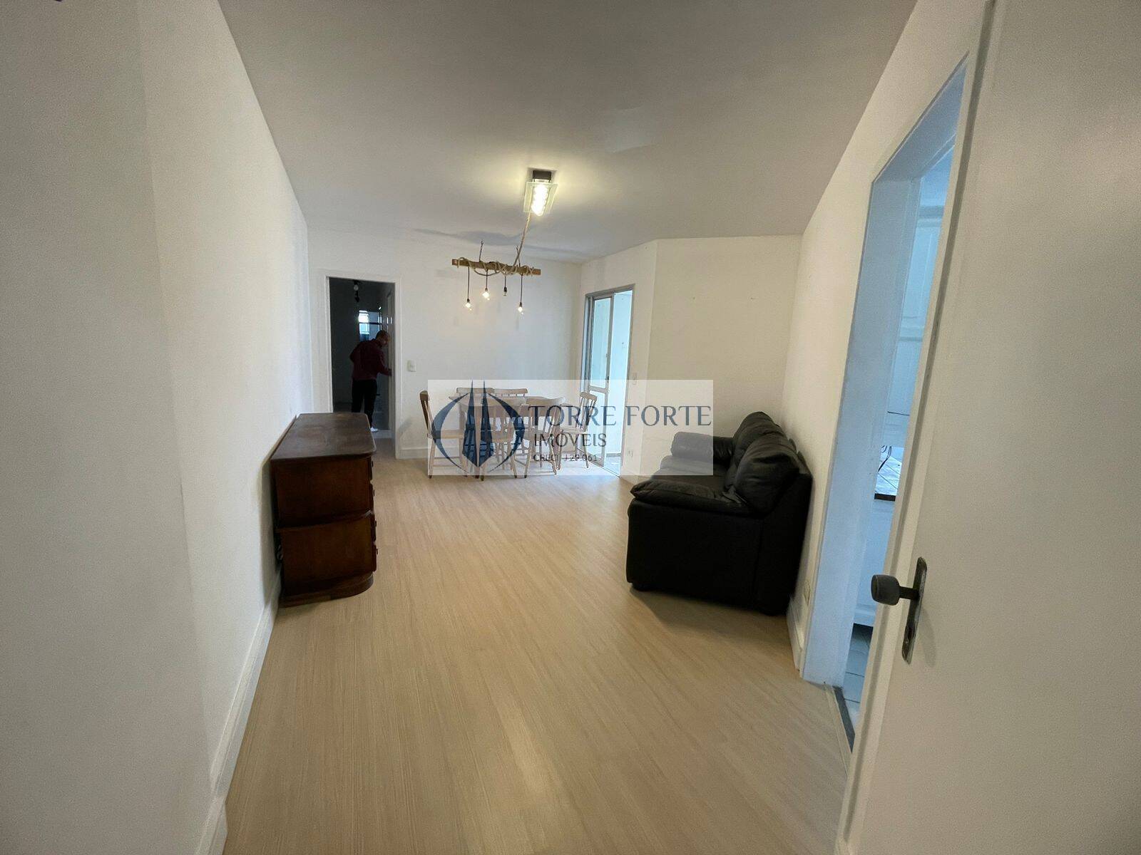 Apartamento à venda com 3 quartos, 68m² - Foto 1