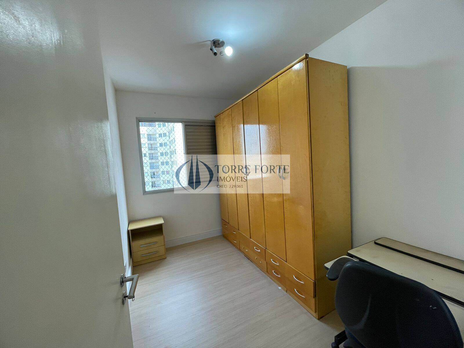 Apartamento à venda com 3 quartos, 68m² - Foto 17