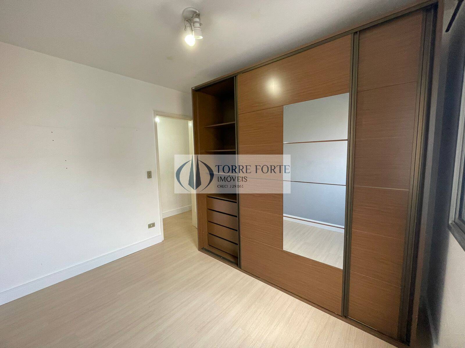 Apartamento à venda com 3 quartos, 68m² - Foto 20