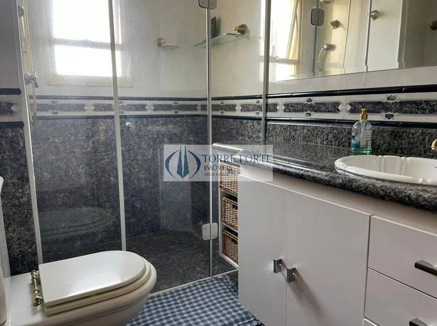 Apartamento à venda com 3 quartos, 156m² - Foto 18