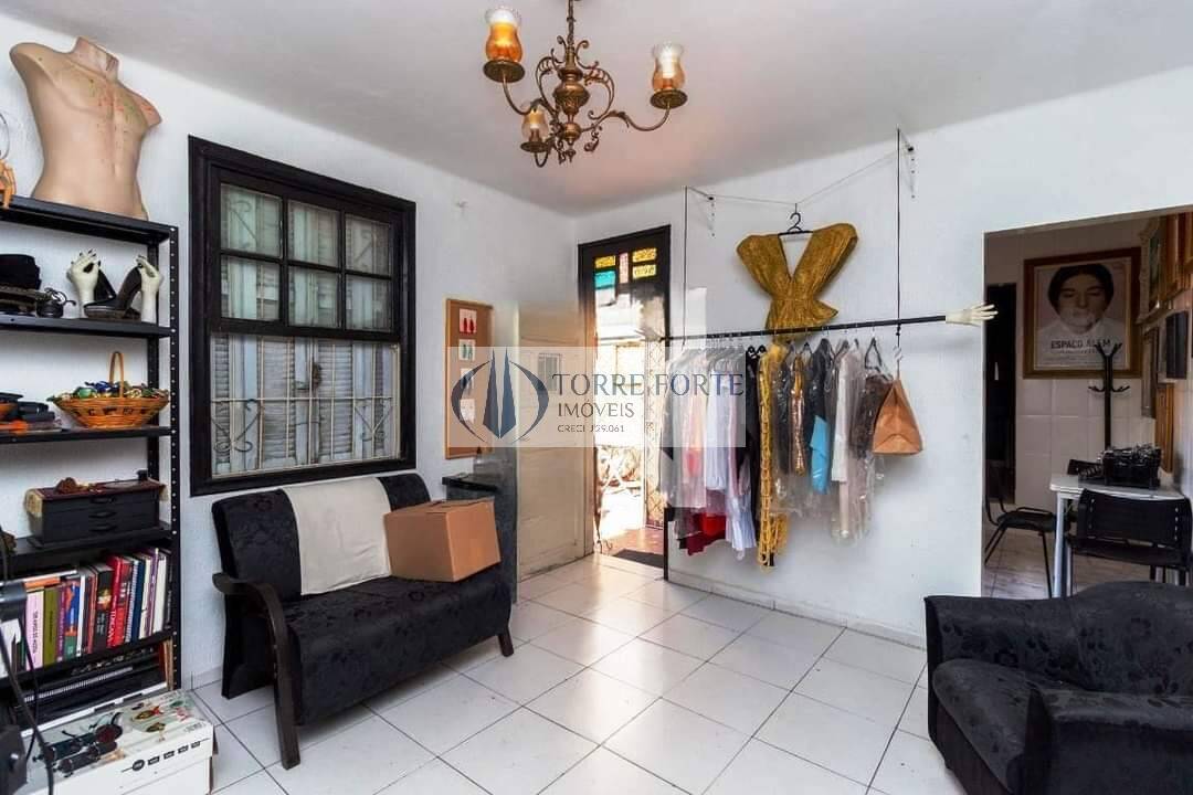 Casa à venda com 4 quartos, 157m² - Foto 15