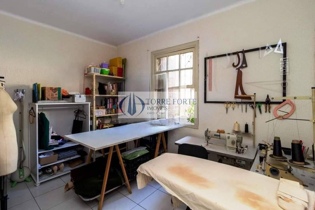 Casa à venda com 4 quartos, 157m² - Foto 9