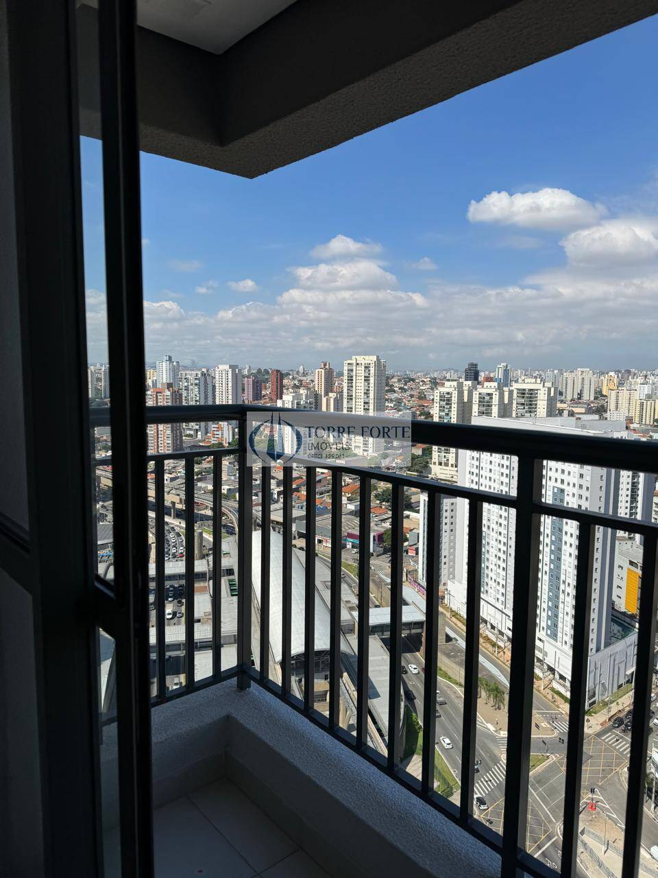 Apartamento à venda com 2 quartos, 43m² - Foto 3