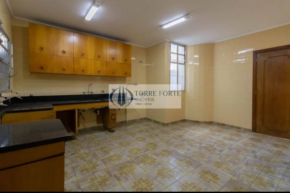 Casa à venda com 3 quartos, 277m² - Foto 10