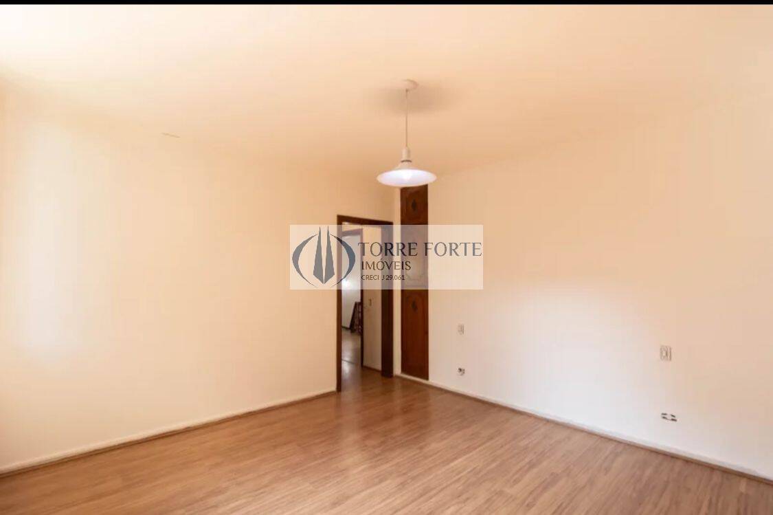 Casa à venda com 3 quartos, 277m² - Foto 13