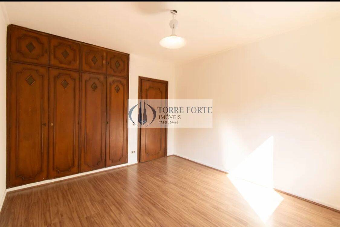 Casa à venda com 3 quartos, 277m² - Foto 31