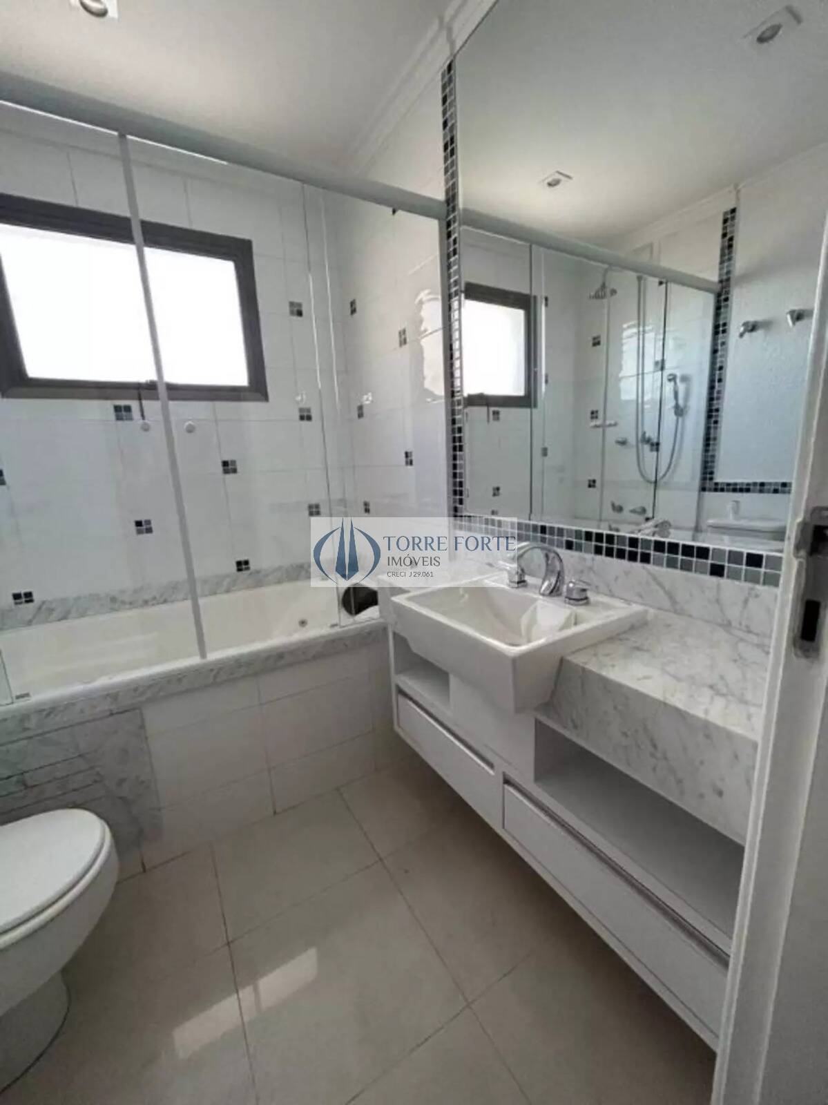 Apartamento à venda e aluguel com 4 quartos, 214m² - Foto 15