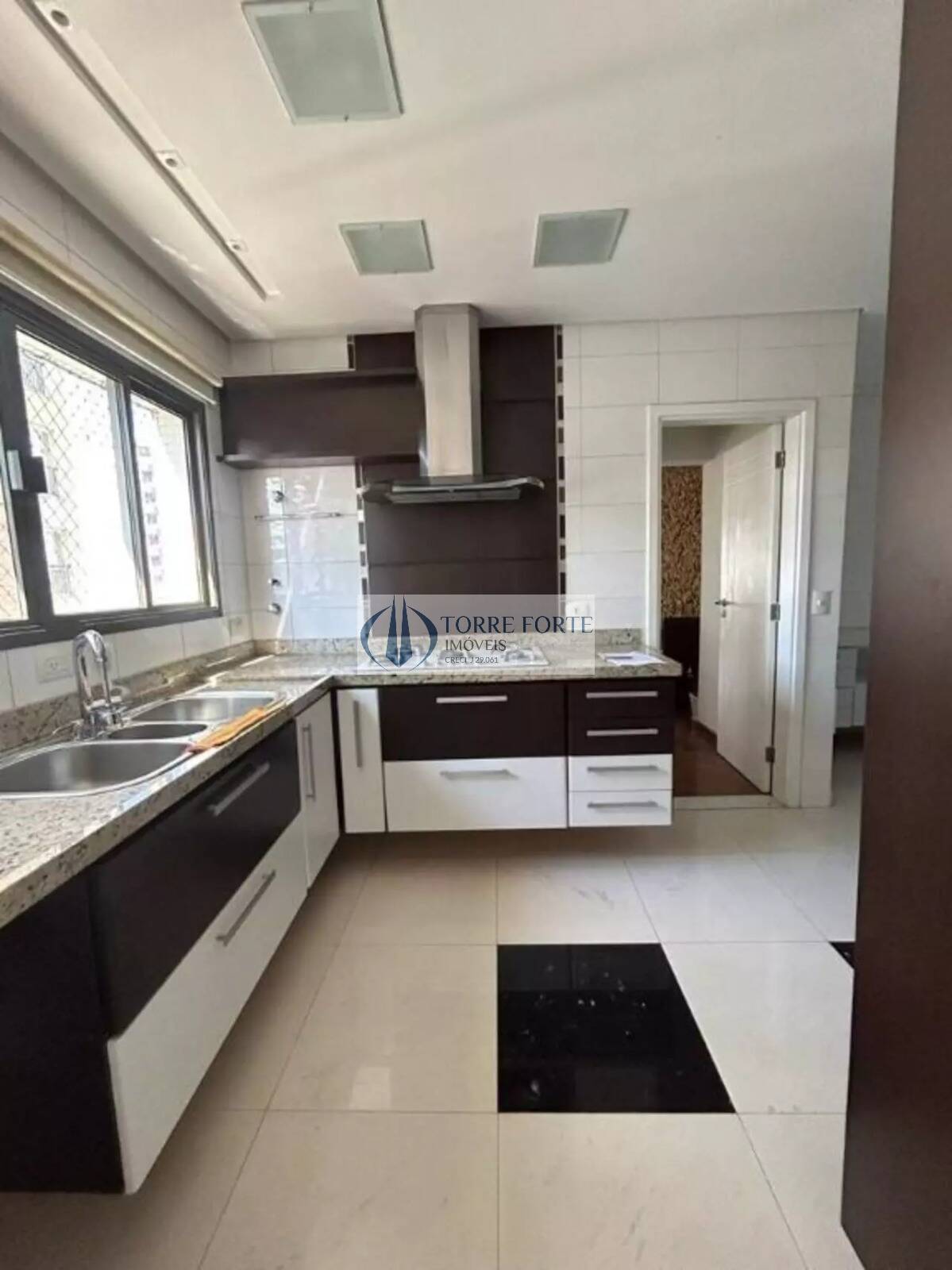 Apartamento à venda e aluguel com 4 quartos, 214m² - Foto 25