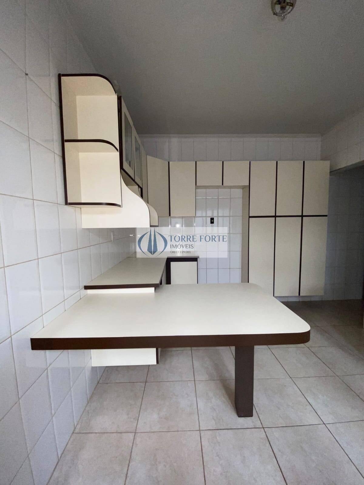 Casa à venda com 3 quartos, 289m² - Foto 13