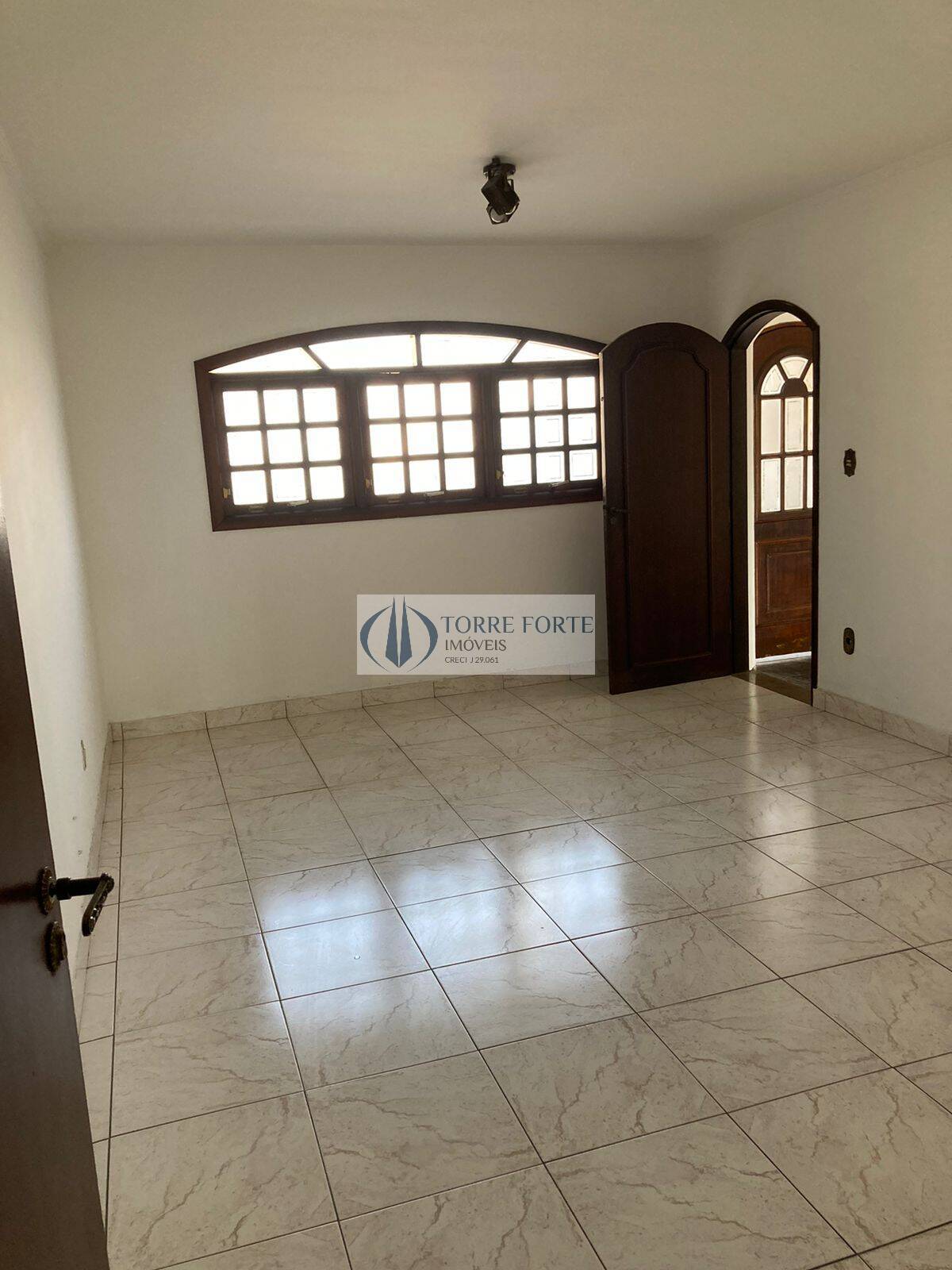 Sobrado à venda com 3 quartos, 244m² - Foto 19