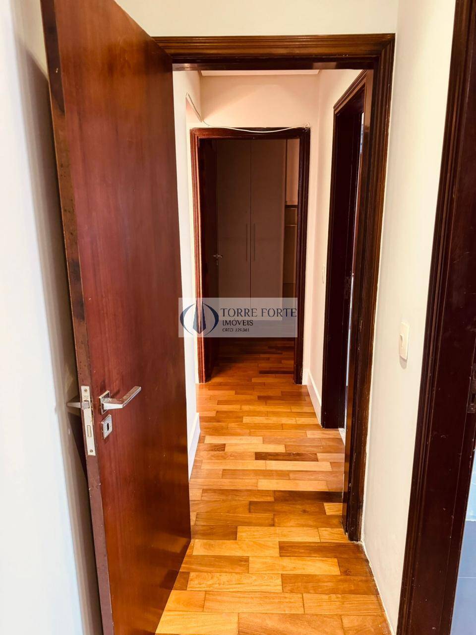 Apartamento à venda com 3 quartos, 127m² - Foto 14