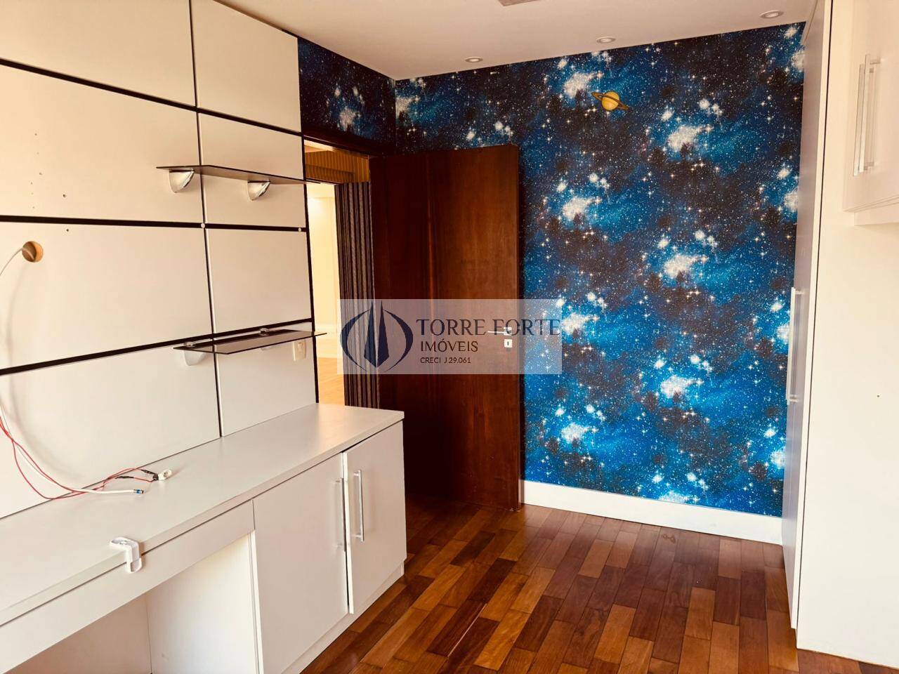 Apartamento à venda com 3 quartos, 127m² - Foto 9