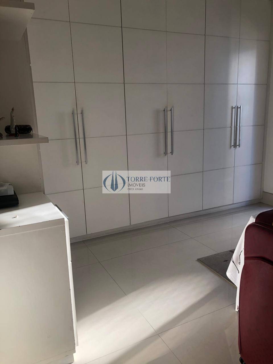 Apartamento à venda com 3 quartos, 157m² - Foto 20