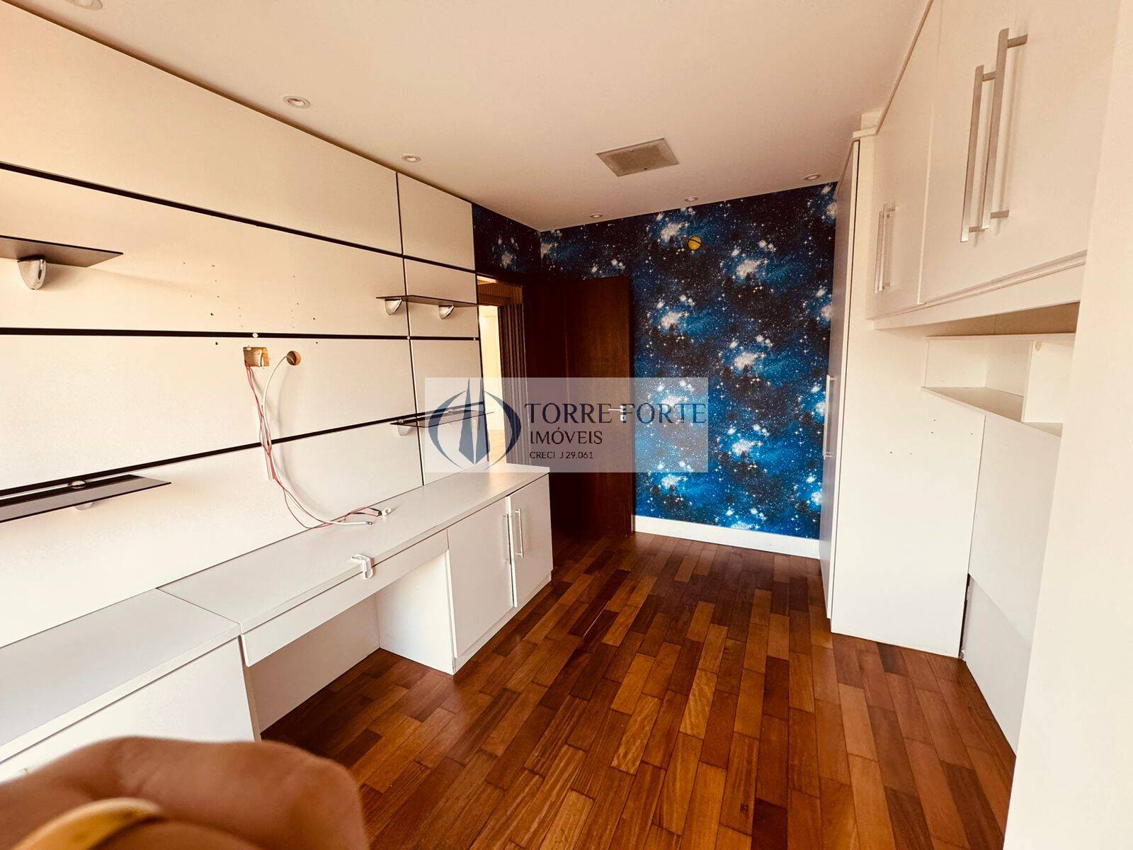 Apartamento à venda com 3 quartos, 127m² - Foto 26