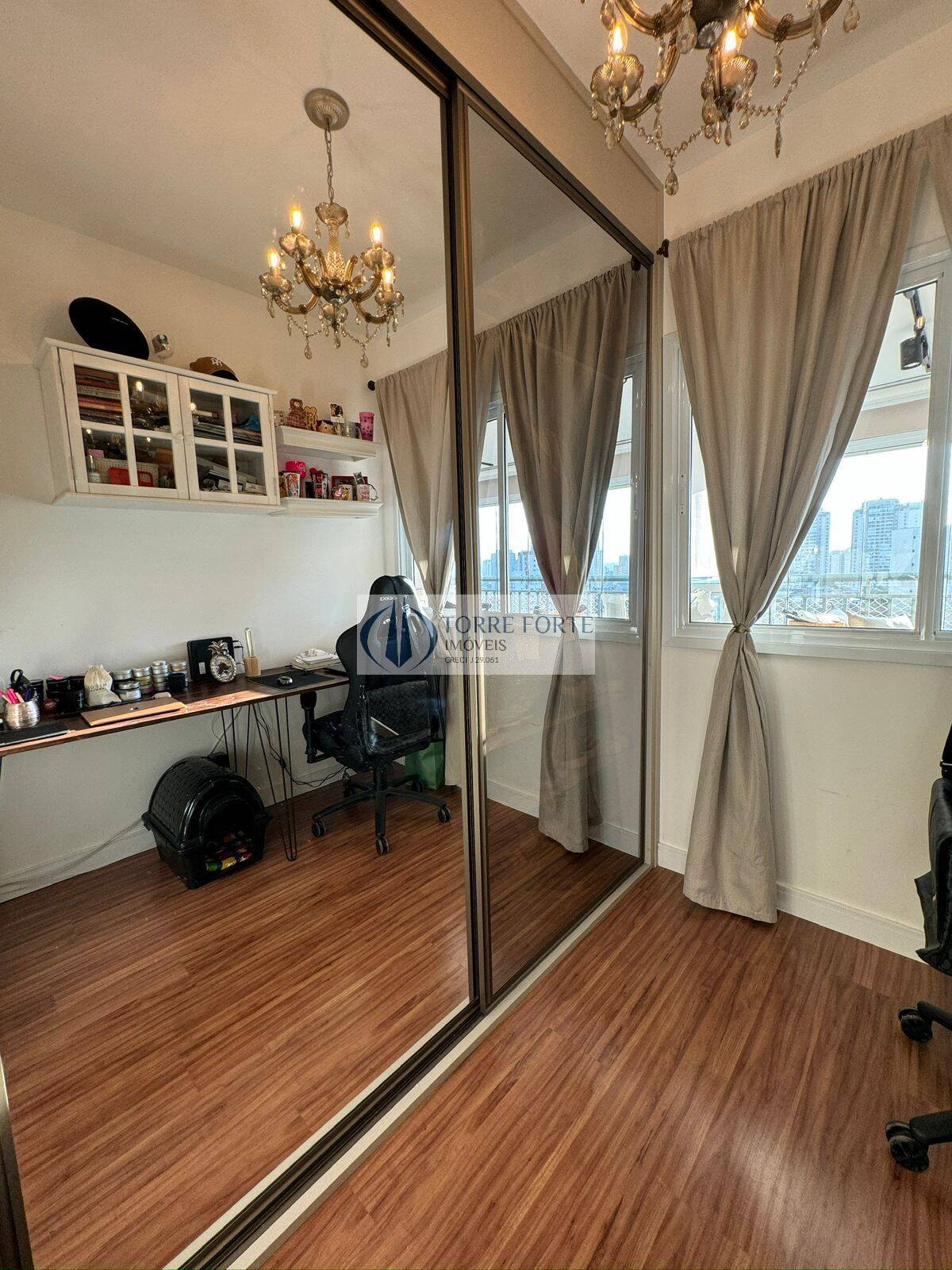 Apartamento à venda com 2 quartos, 64m² - Foto 19