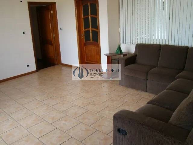 Apartamento à venda com 4 quartos, 234m² - Foto 2