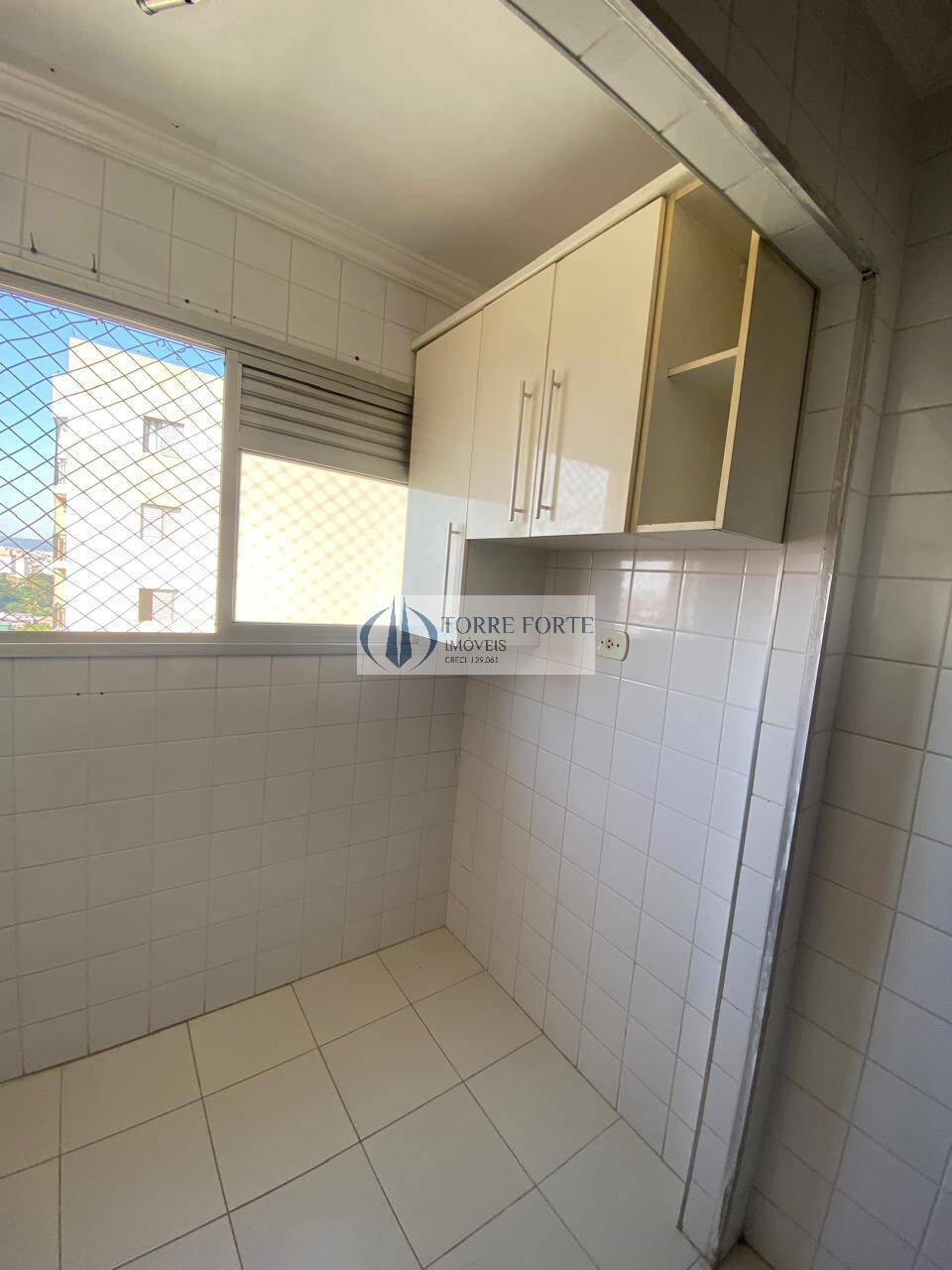 Apartamento à venda com 2 quartos, 65m² - Foto 14